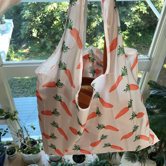 Logo Tote - Picture 14 of 15